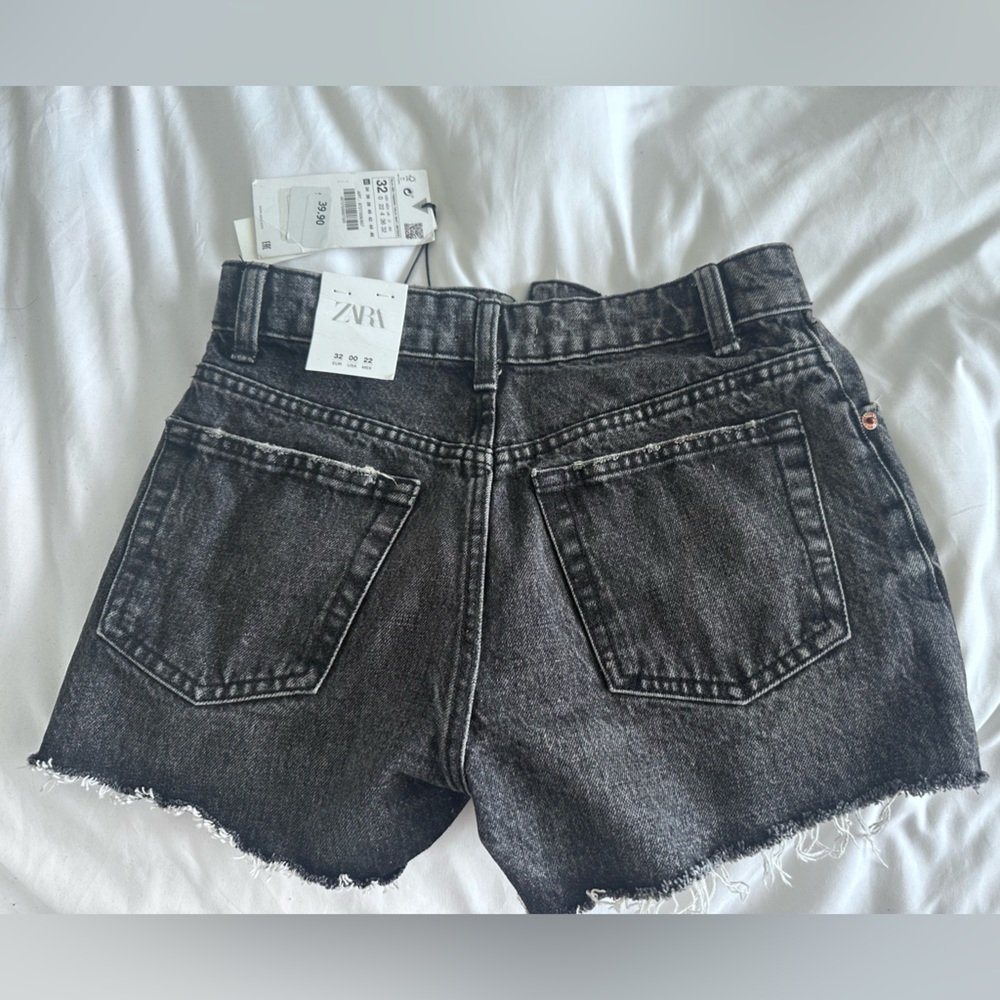 Brand New With Tags Zara Cut Off Shorts Size 0